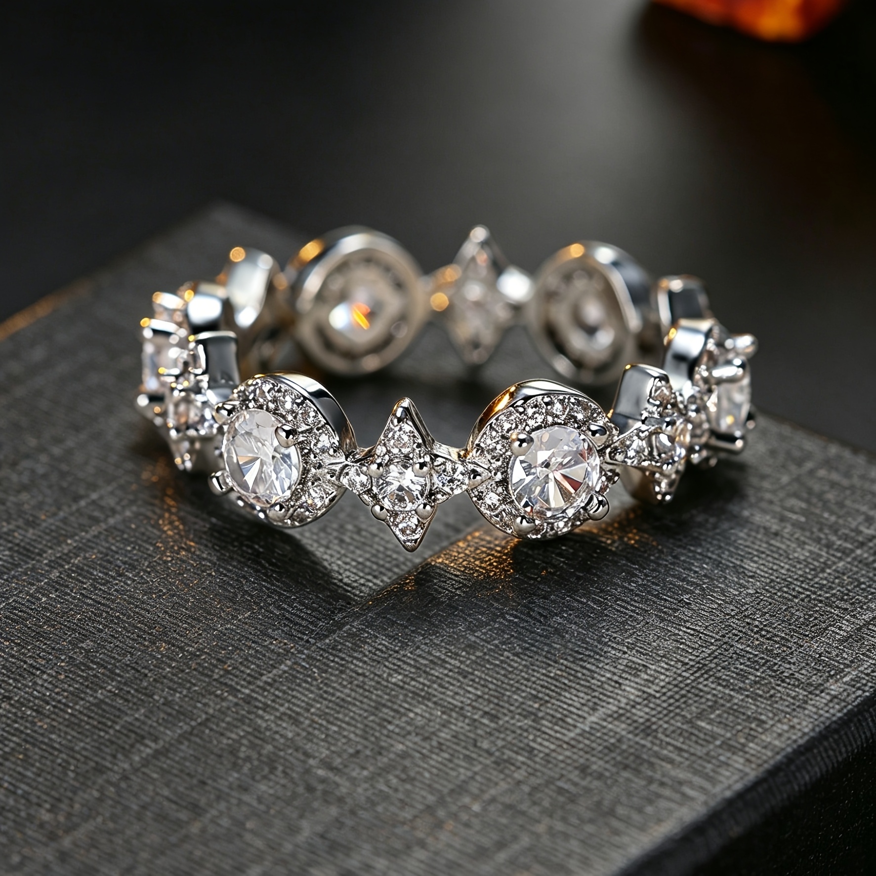 Women's Light Luxury Starburst Wide Ring for Banquet Accessory